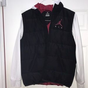 Boys XL Jordan vest with sleeves.